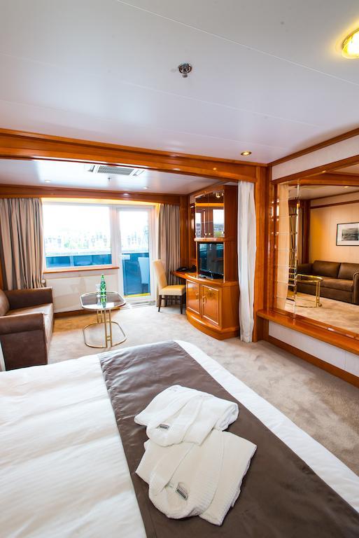 Sunborn London Yacht Hotel Zewnętrze zdjęcie